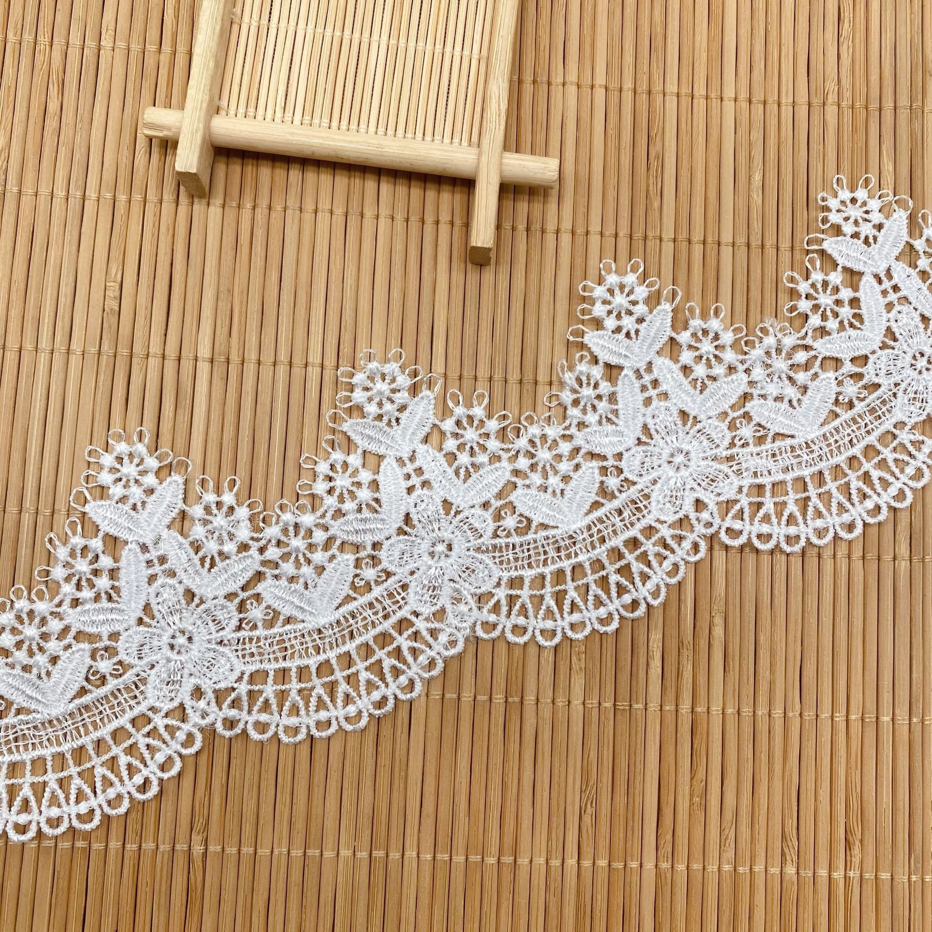 width 6.6 cm Polyester Embroidery Non-stretch Water Soluble Guipure Lace Trim for cuff dress
