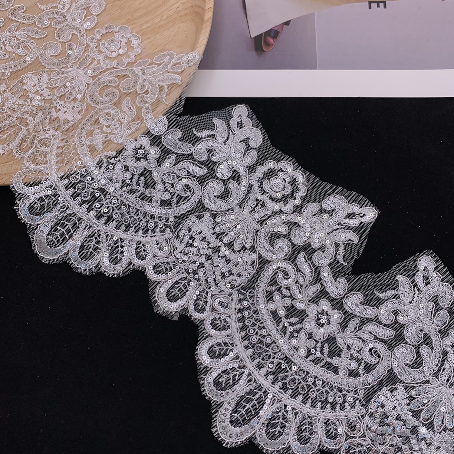 Wholesale Factory Price Shiny White Embroidery Polyester Mesh Sequin Lace Trim For Lingerie Dress