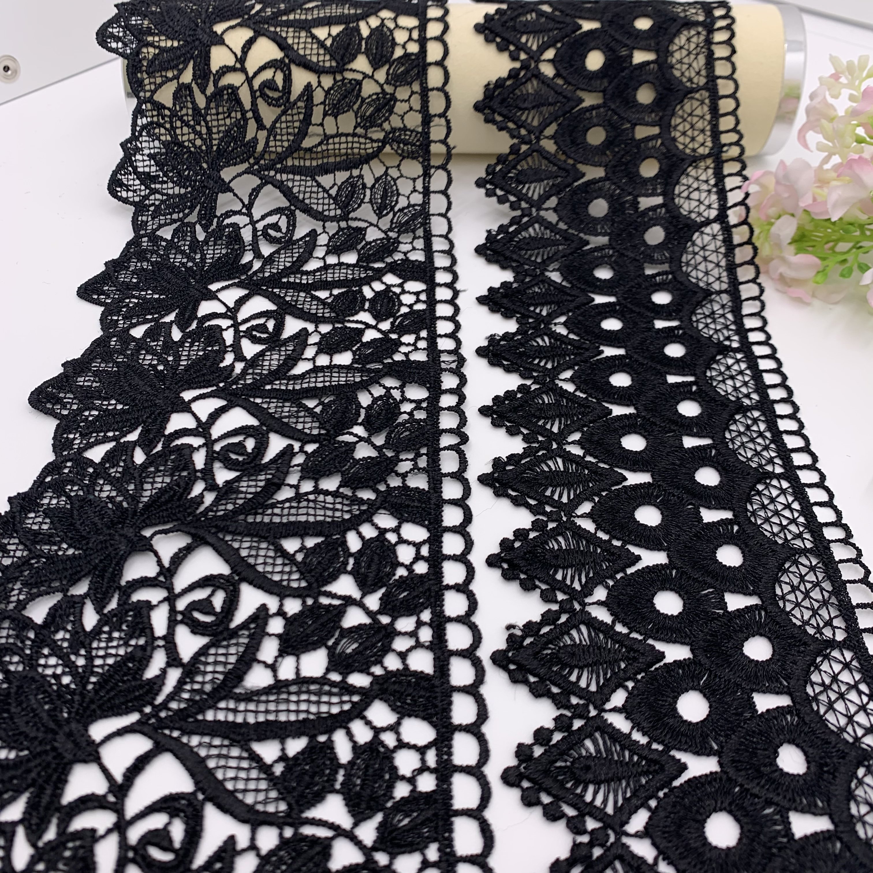 Hot Selling Wide Renda Lace Fabric Black 100% Polyester Lace Trimming Embroidery For Dress