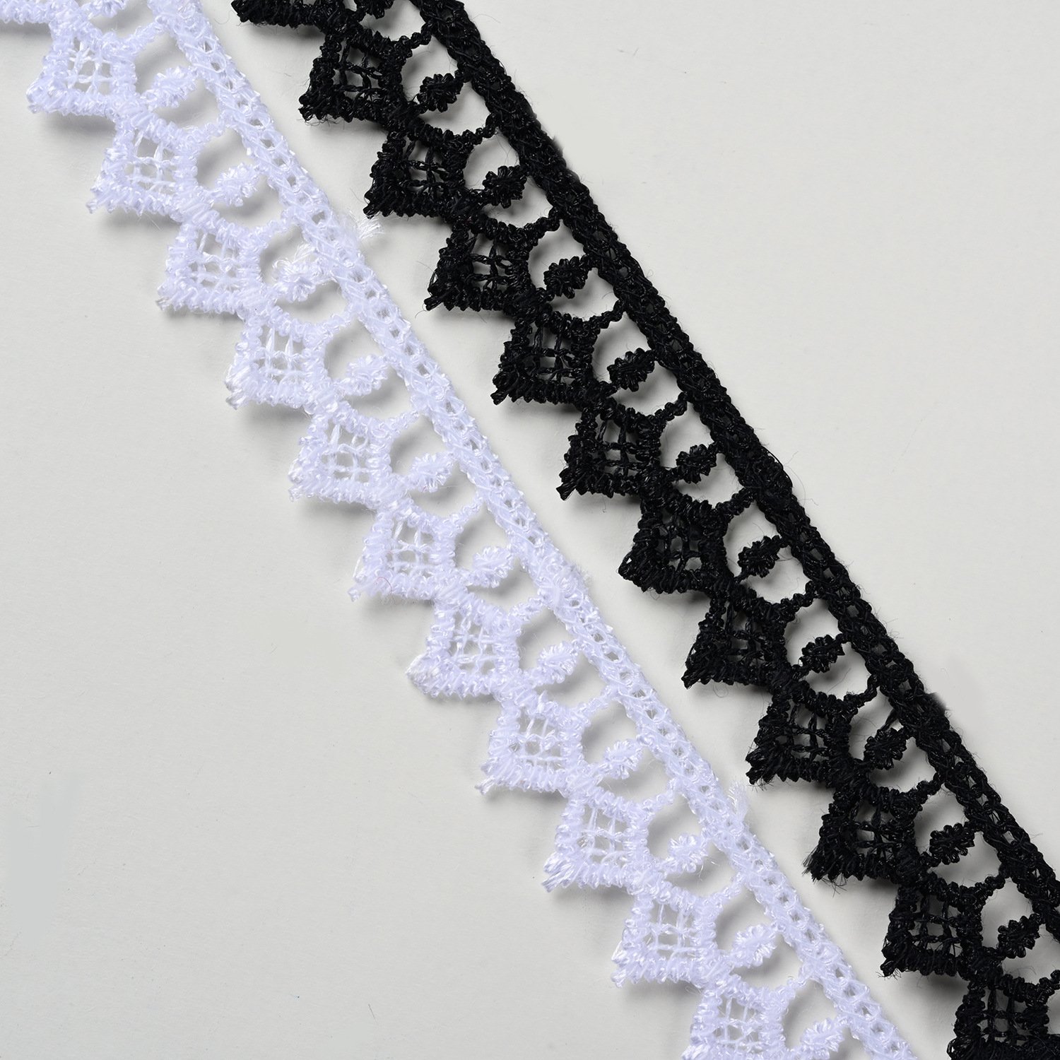 New Arrival Wholesale Lace Bridal Dress Border Chemical Embroidery Lace trim