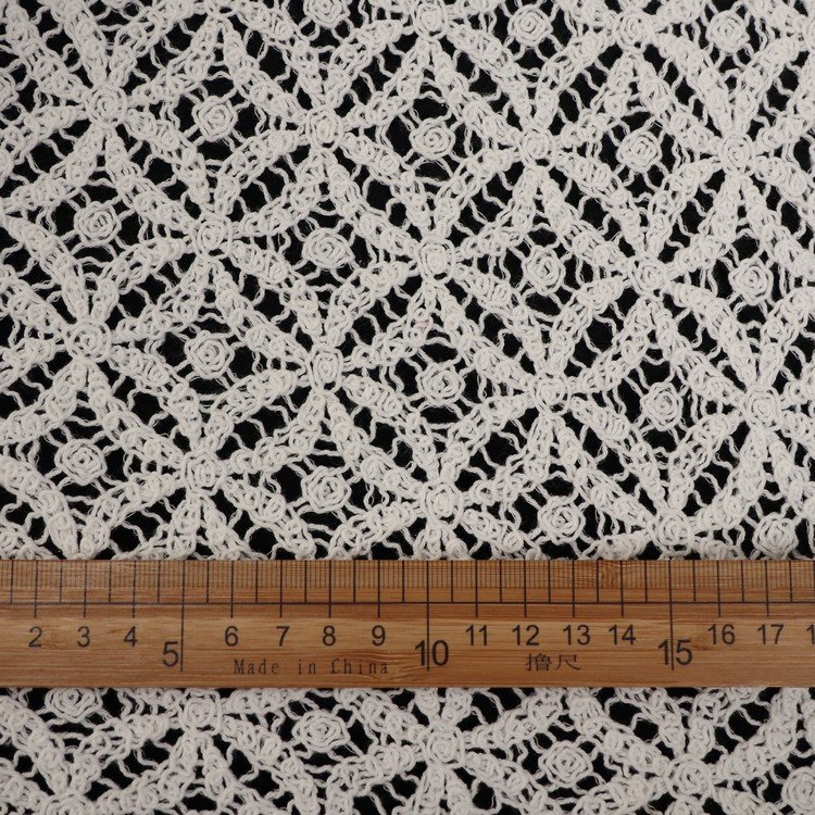 Wholesale White Embroidery Delicate Cotton Flower Car Bone Border Lace Trim For Wedding Dress