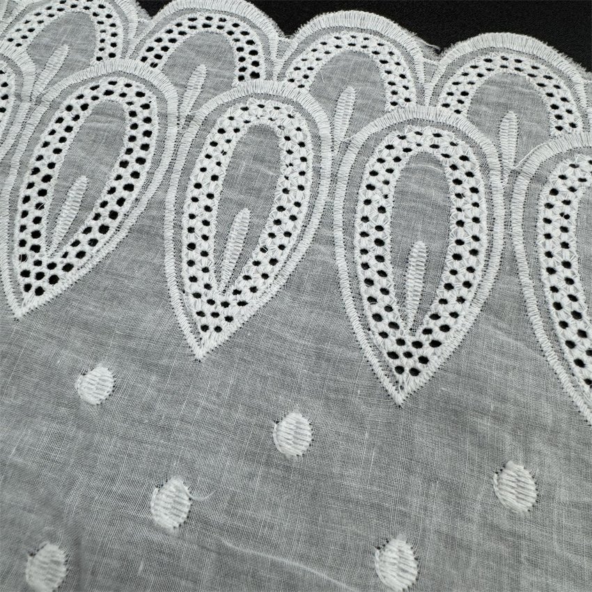 Fine woven cotton fabric carvend holes Trimming lace water soluble Embroidery border lace trim garment