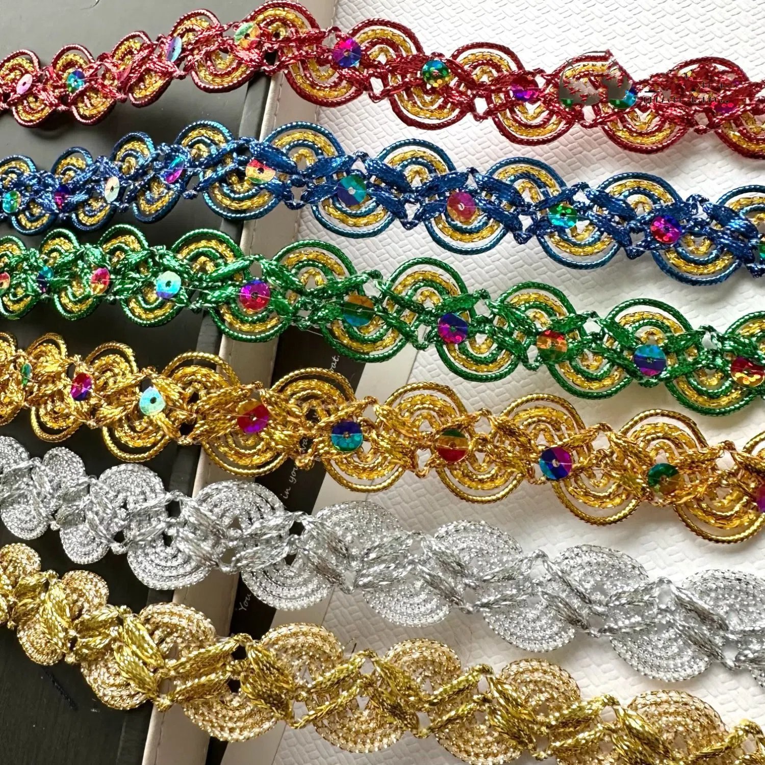 August 2cm Golden And Silver Metallic Yarn Wave Shape Gold silver Lace Trim Russia Chile Colombia Market