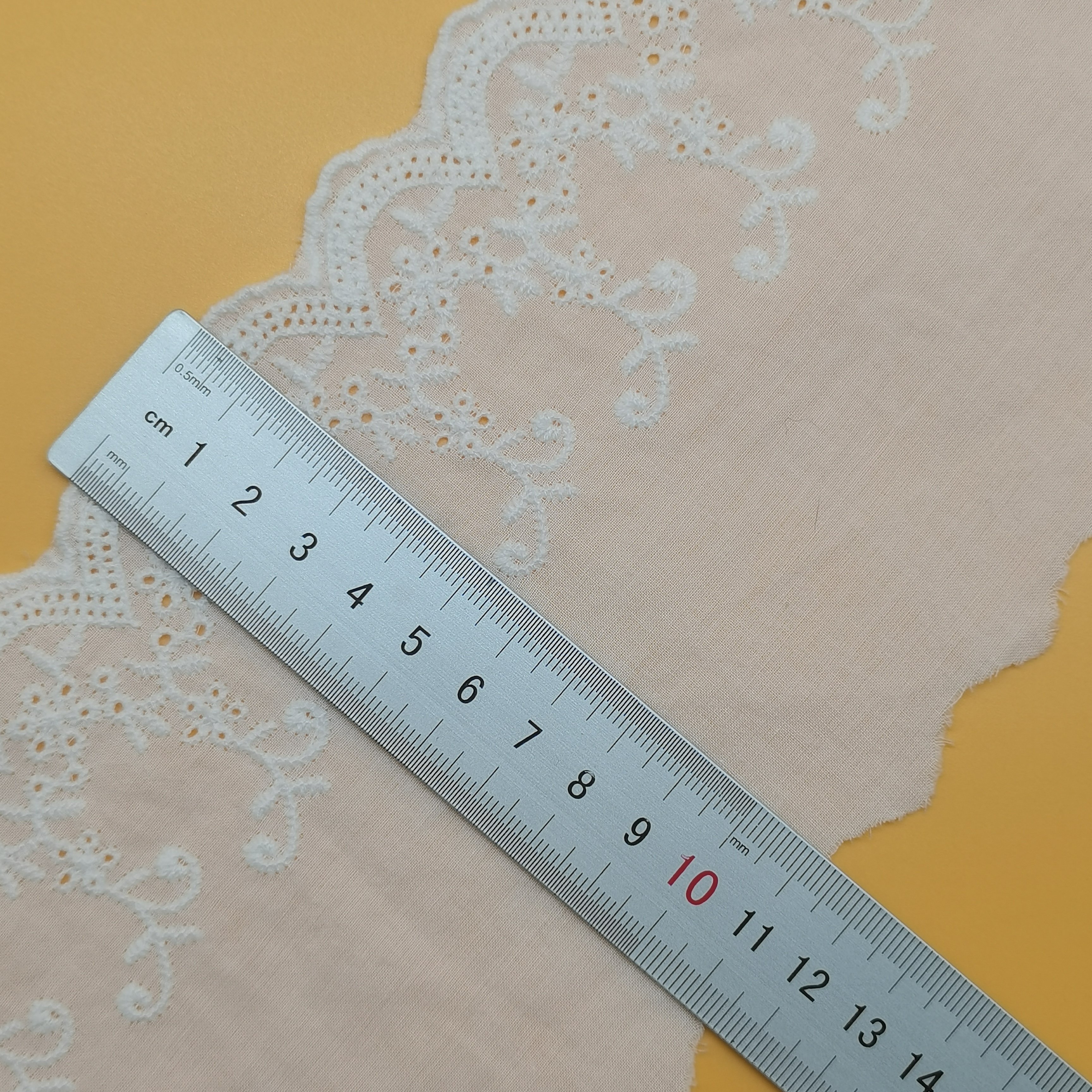 Best selling fancy wholesale Floral White cotton lace trim for dress