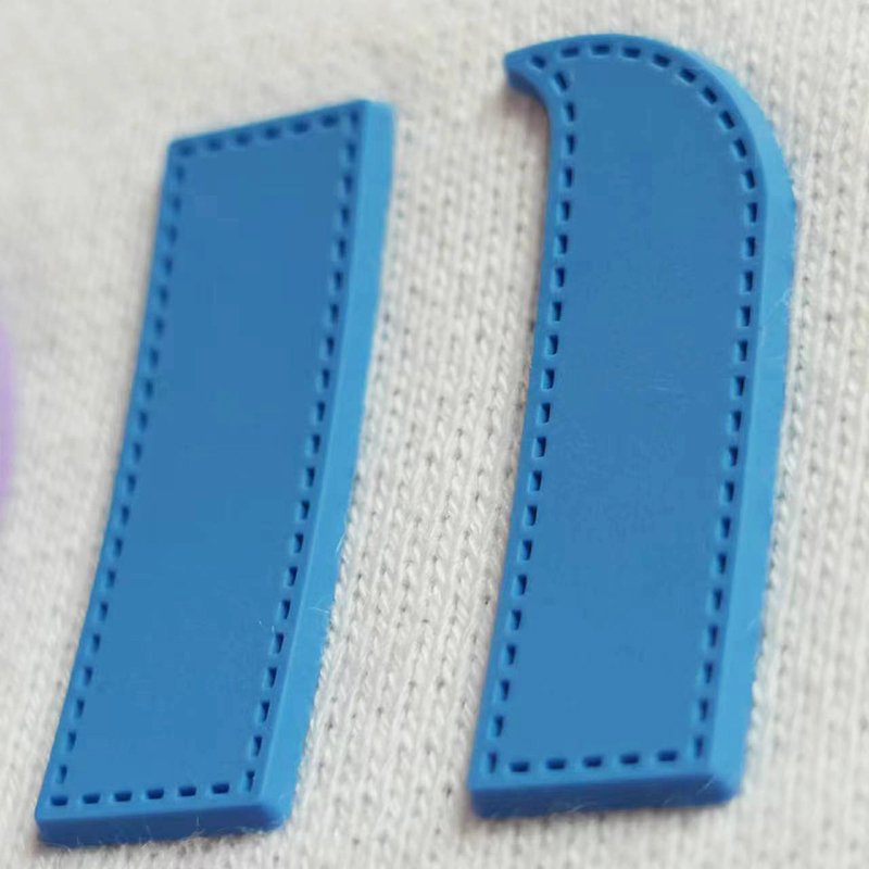 Wholesale Customized 3D Silicone Heat Transfer Letter Logo Labels for T-shirts Pp Bag High-quality Screen Printed Rubber 100pcs