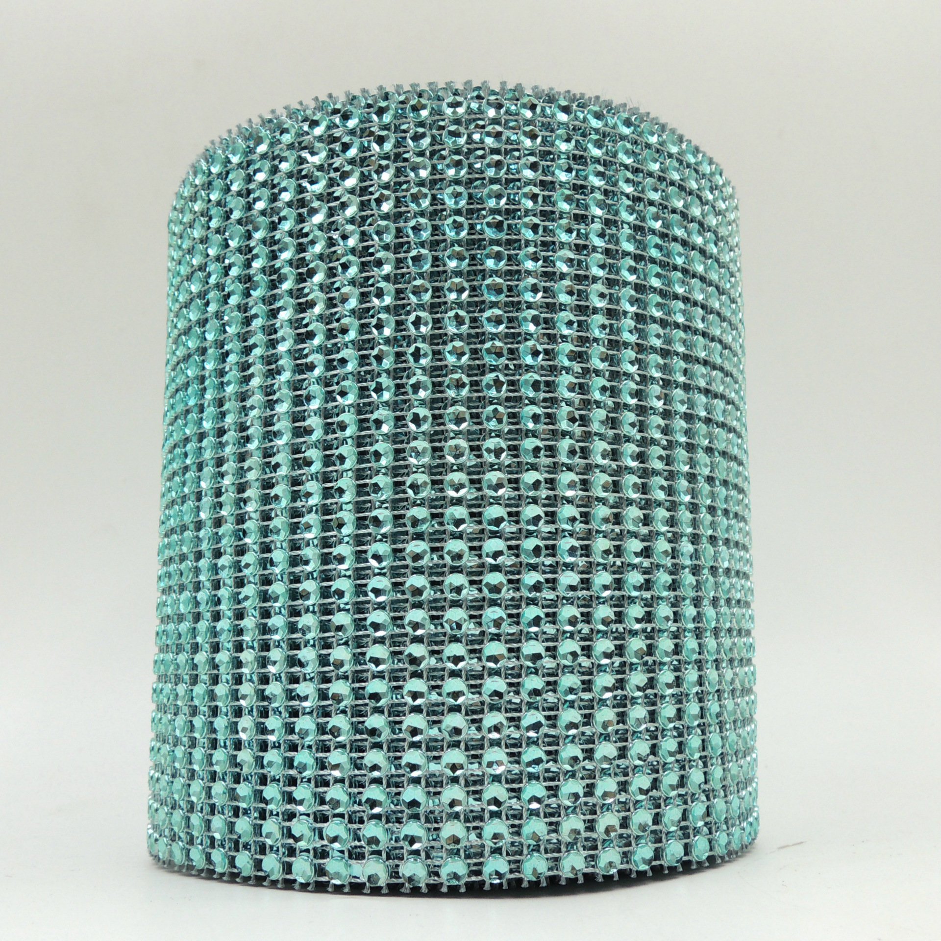 August 24 rows 4 mm gold plastic rhinestone mesh trimming cup chain diamond net roll decorative accessories Dubai Sadui Arabria