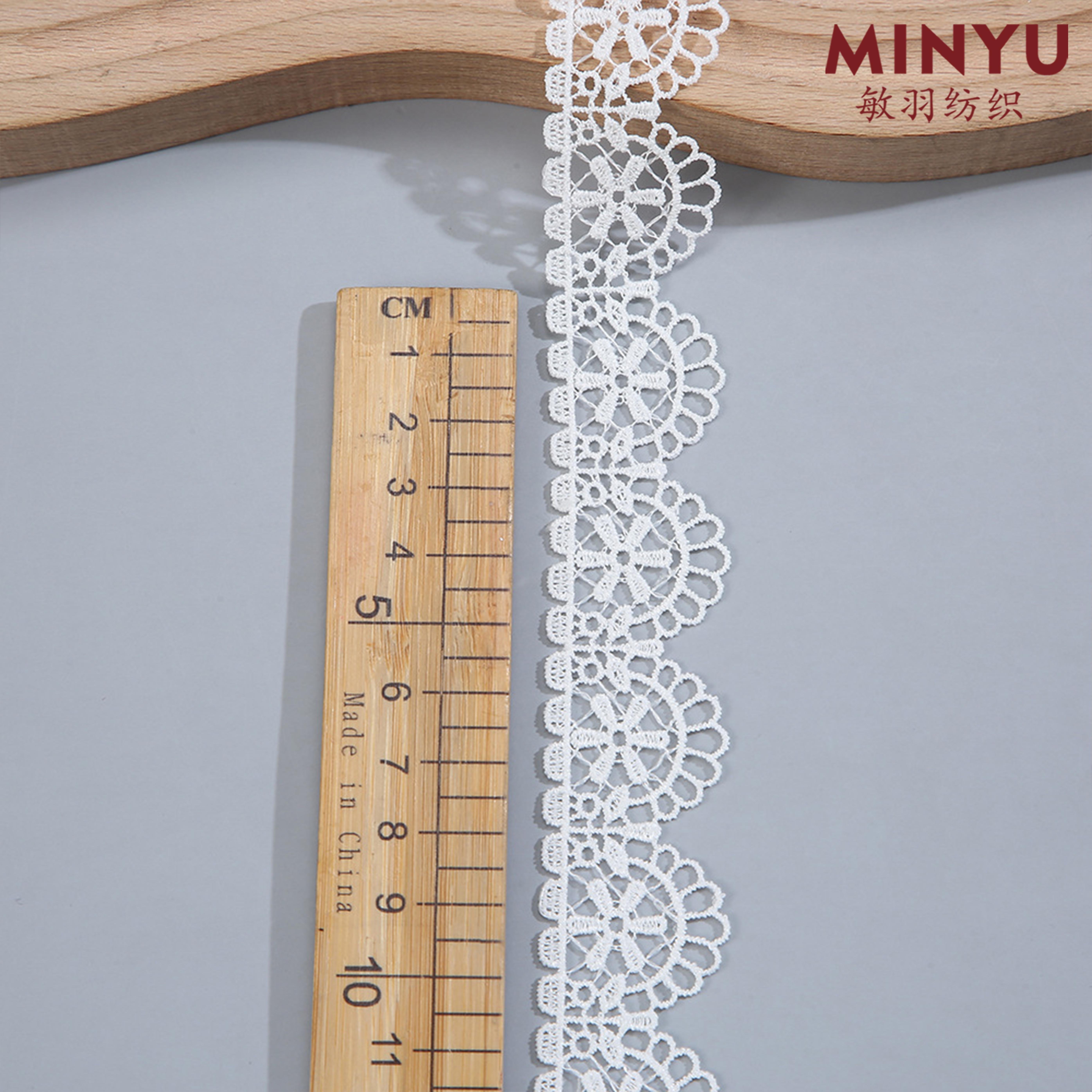 White Milk Silk Water-Soluble Lace 100% Polyester Hollow Embroidered lace Trimming For Women's Casual Skirt Wedding Dress