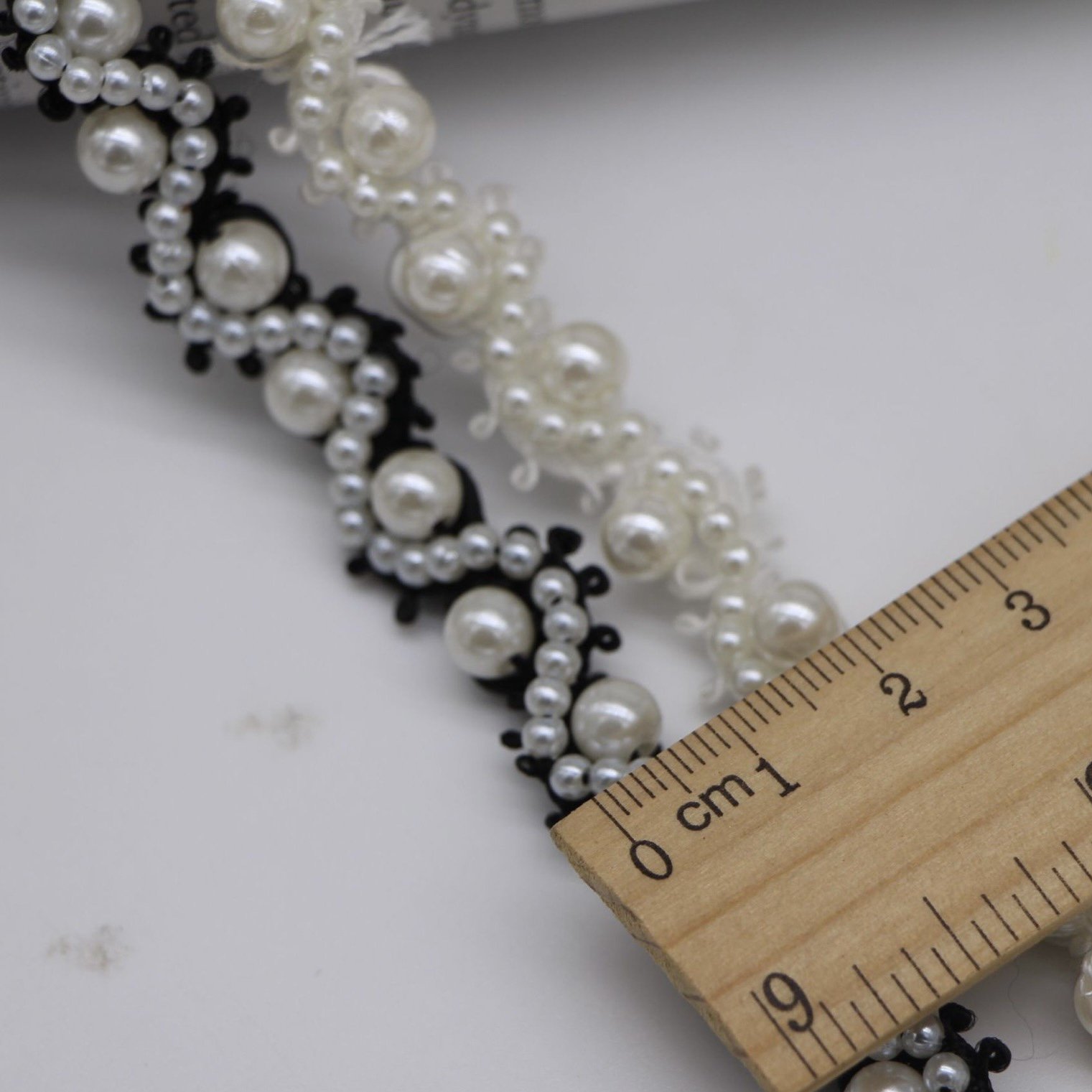 wholesale 1cm black white Handmade bead lace trims scolopendra pearl lace coat cuff Decoration DIY beaded webbing accessories