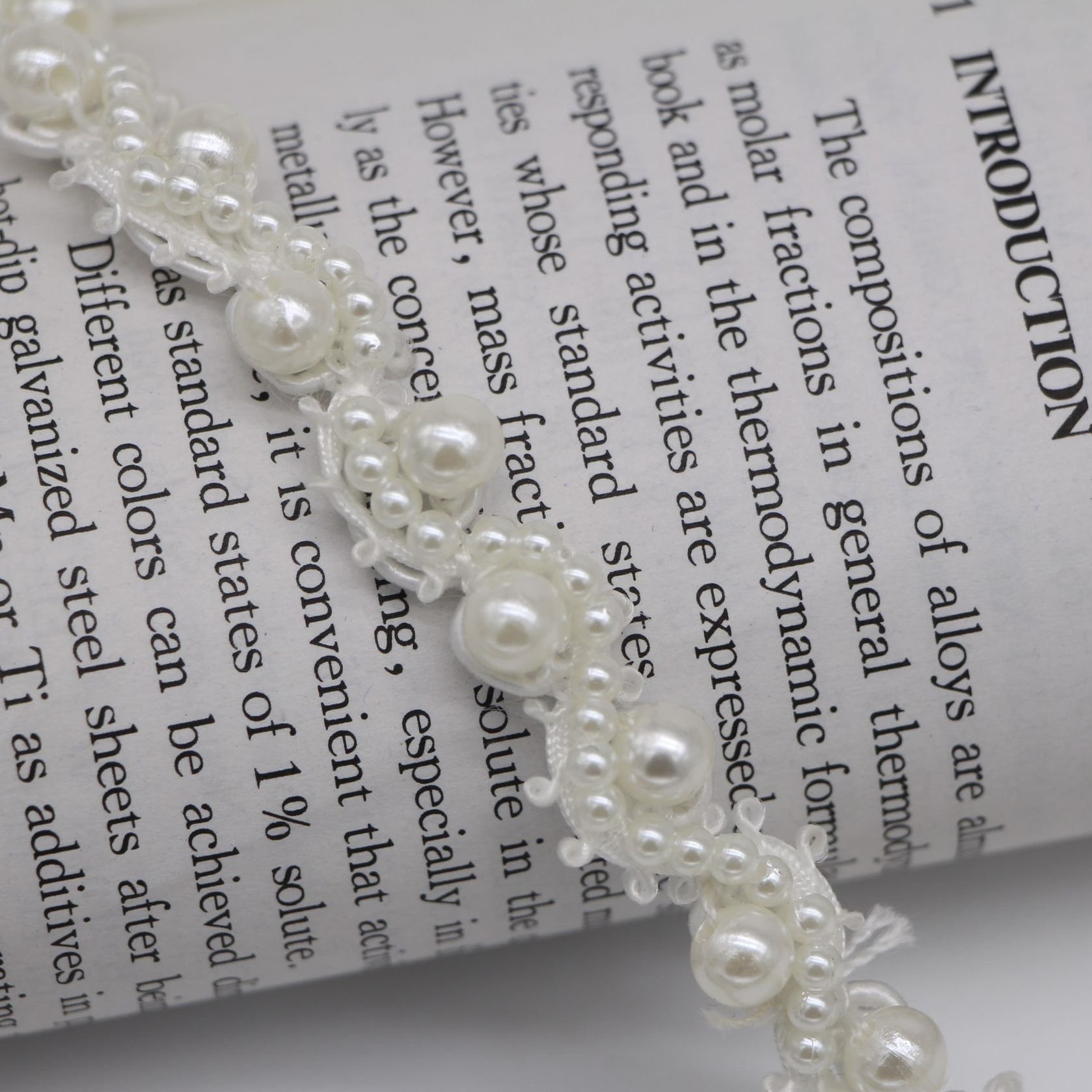 wholesale 1cm black white Handmade bead lace trims scolopendra pearl lace coat cuff Decoration DIY beaded webbing accessories