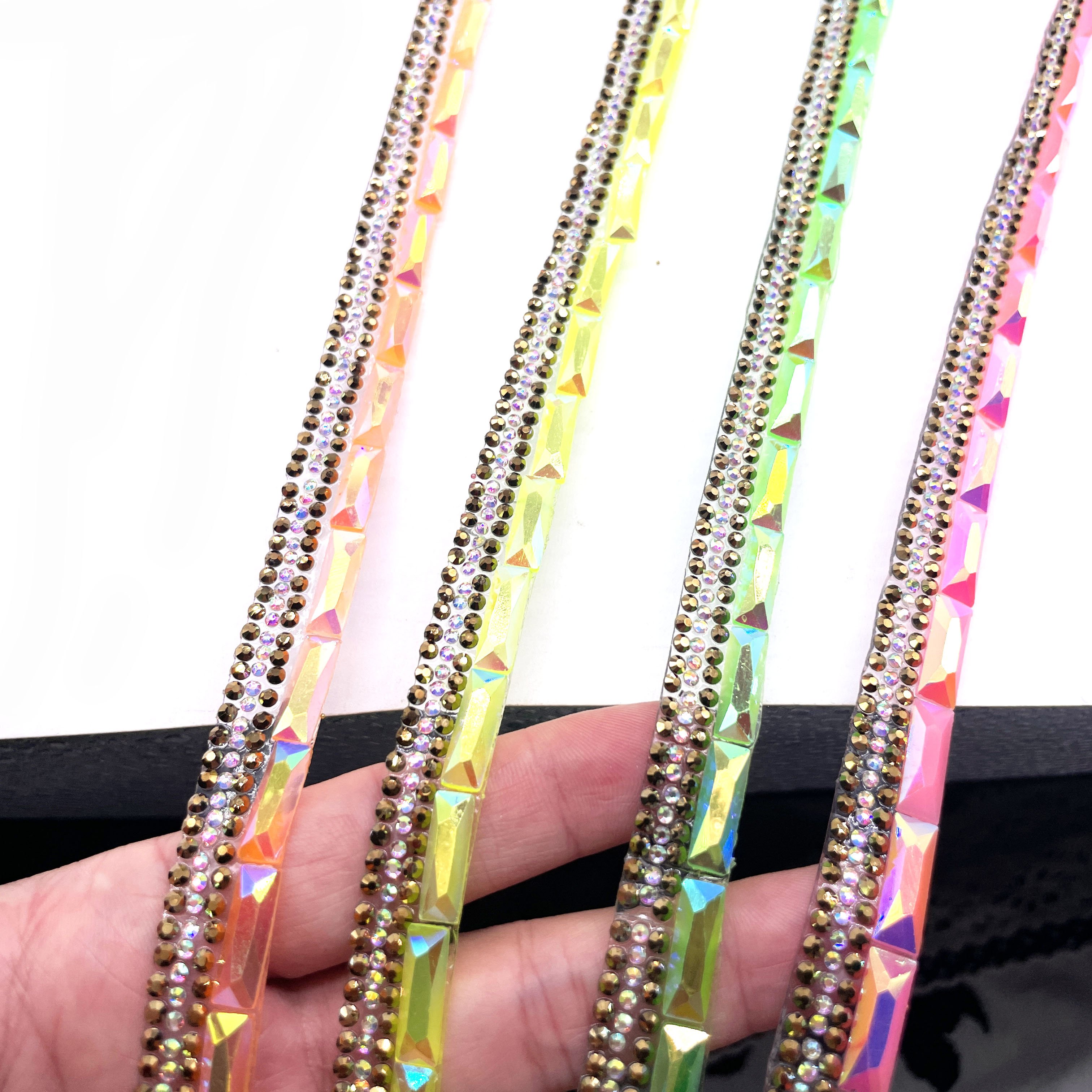 Wholesale AB Rhinestone Green Orange Yellow Trim Ribbon Lace Brim Resin Metal Made Fancy Lace Wrap Shoes Garments Bags Dresses
