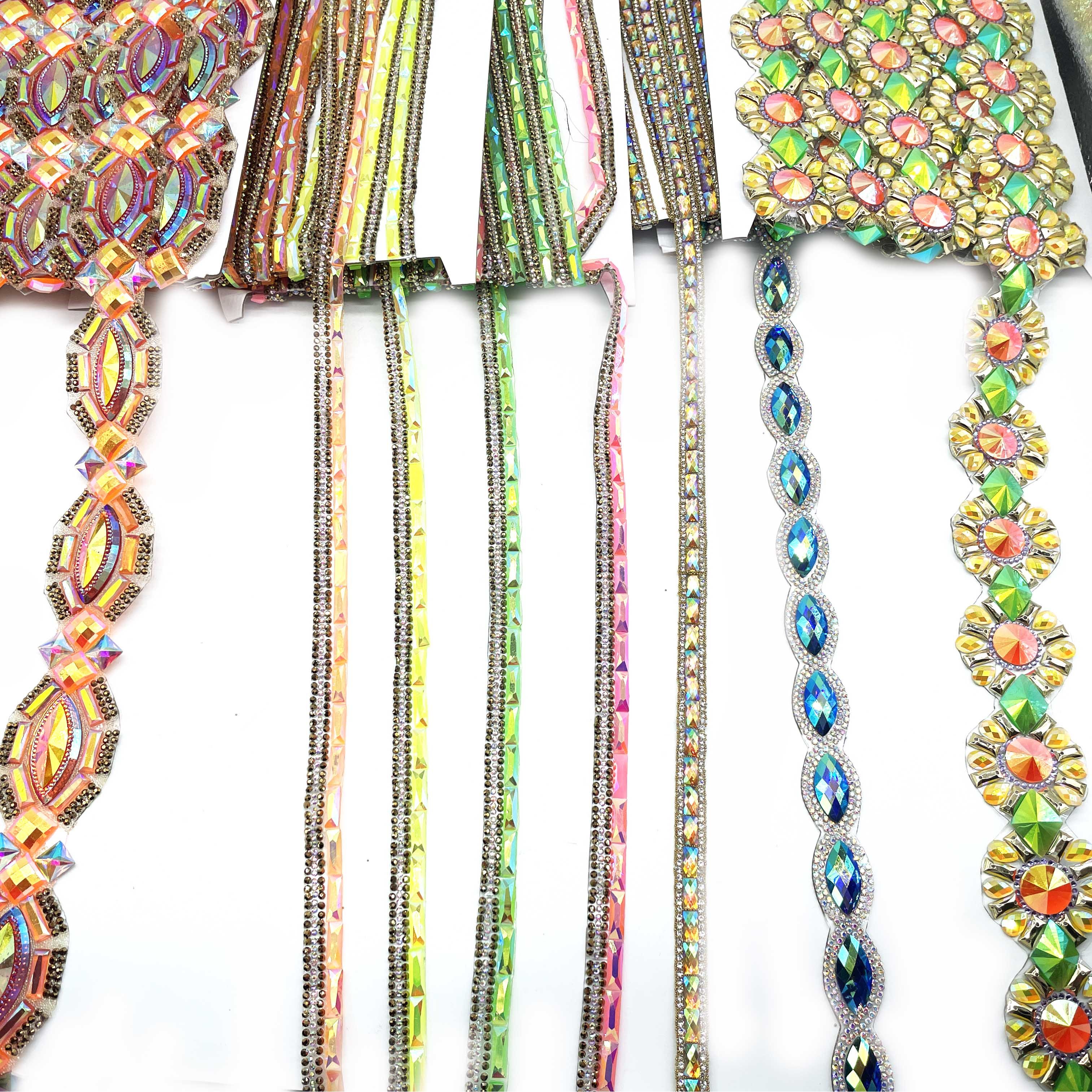 Wholesale AB Rhinestone Green Orange Yellow Trim Ribbon Lace Brim Resin Metal Made Fancy Lace Wrap Shoes Garments Bags Dresses