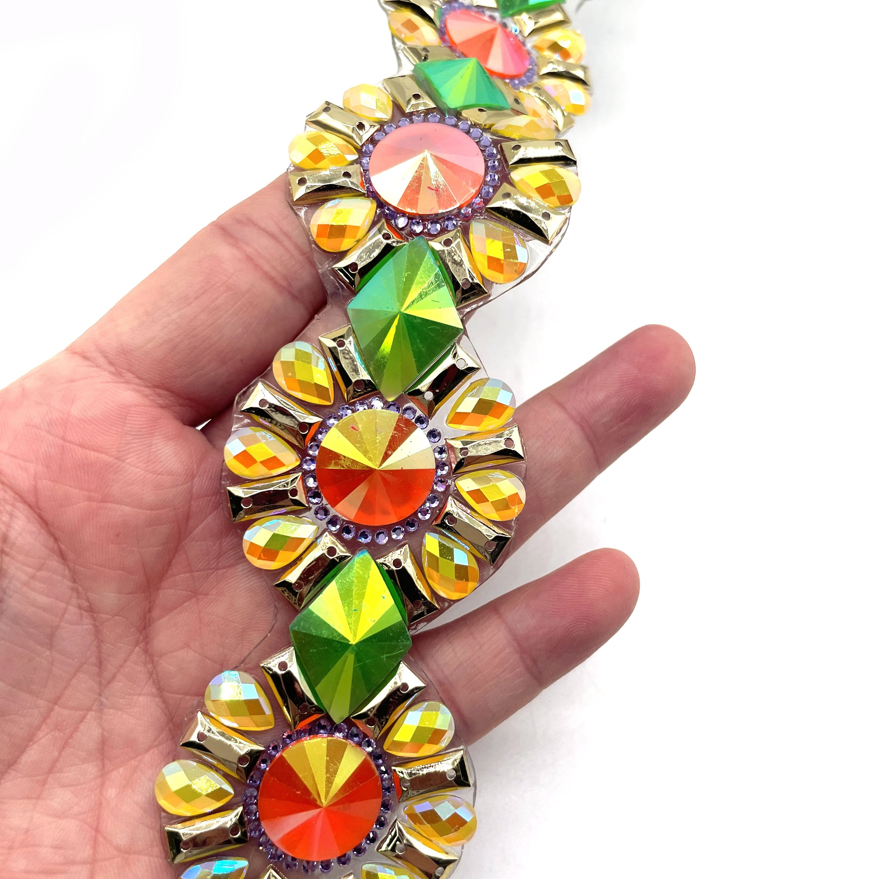 Wholesale AB Rhinestone Green Orange Yellow Trim Ribbon Lace Brim Resin Metal Made Fancy Lace Wrap Shoes Garments Bags Dresses
