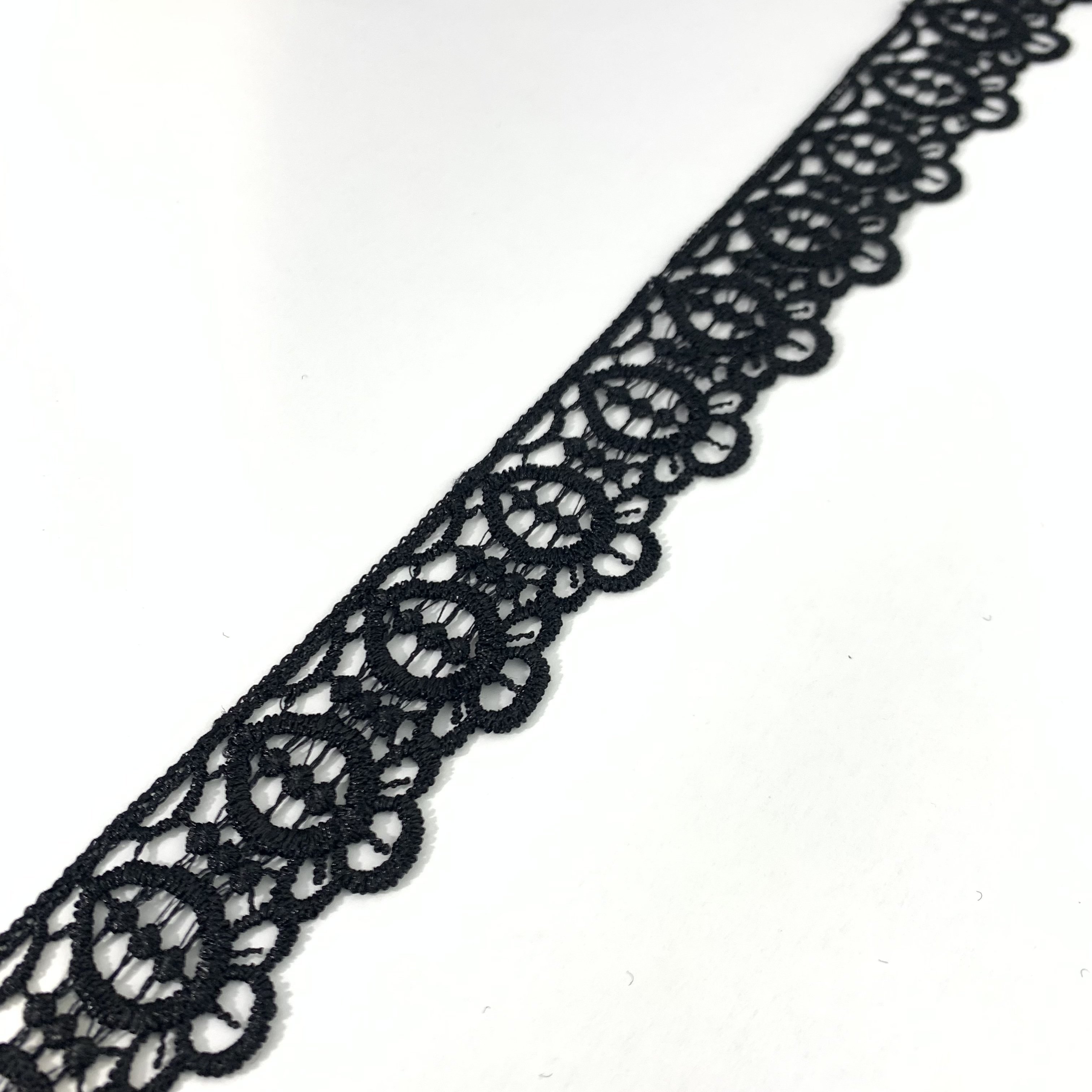 Factory Wholesale Cheap Polyester Lace Fabric Renda Wide Embroidery Black Lace Trim