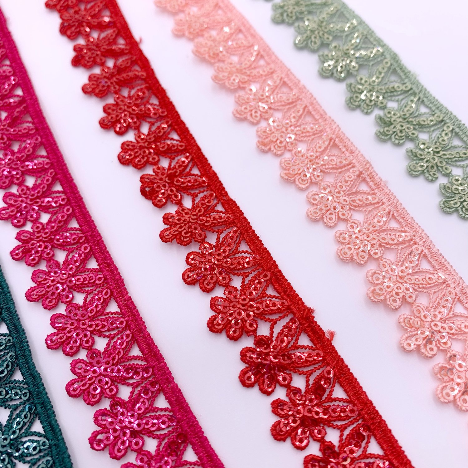 new design Custom colors sequence gpo lace polyester embroidery sequin lace trim