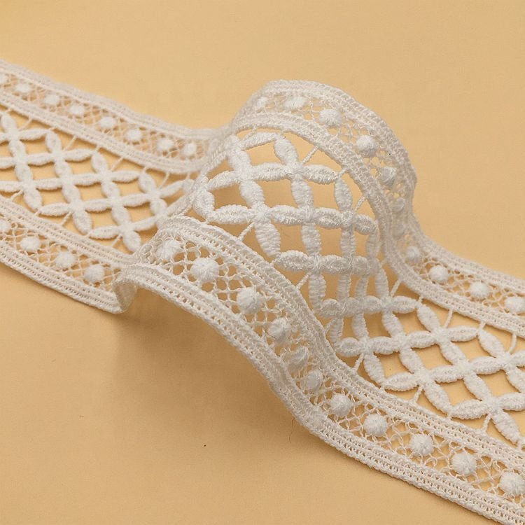 Factory cheap price white Lace Trim Garment Accessories polyester lace trim embroidery