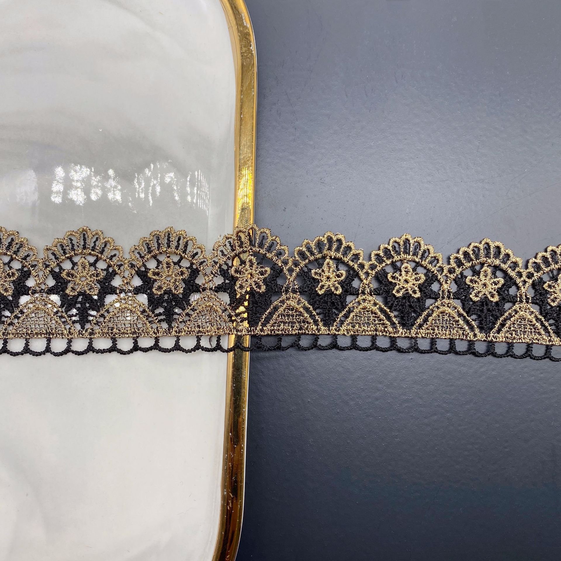 LS139 Double-colors Unilateral Gold Thread Embroidery Lace Trimming For Wedding Dress Floral Lace Clothing Accessories