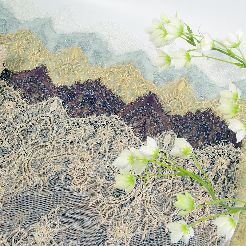 Wholesale gopod quality luxury handmade beads chantilly lace trim