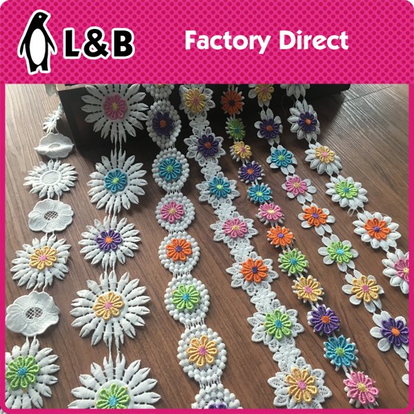 cheap lace 2018 new sewing bulk milk silk embroidered bridal lace trim