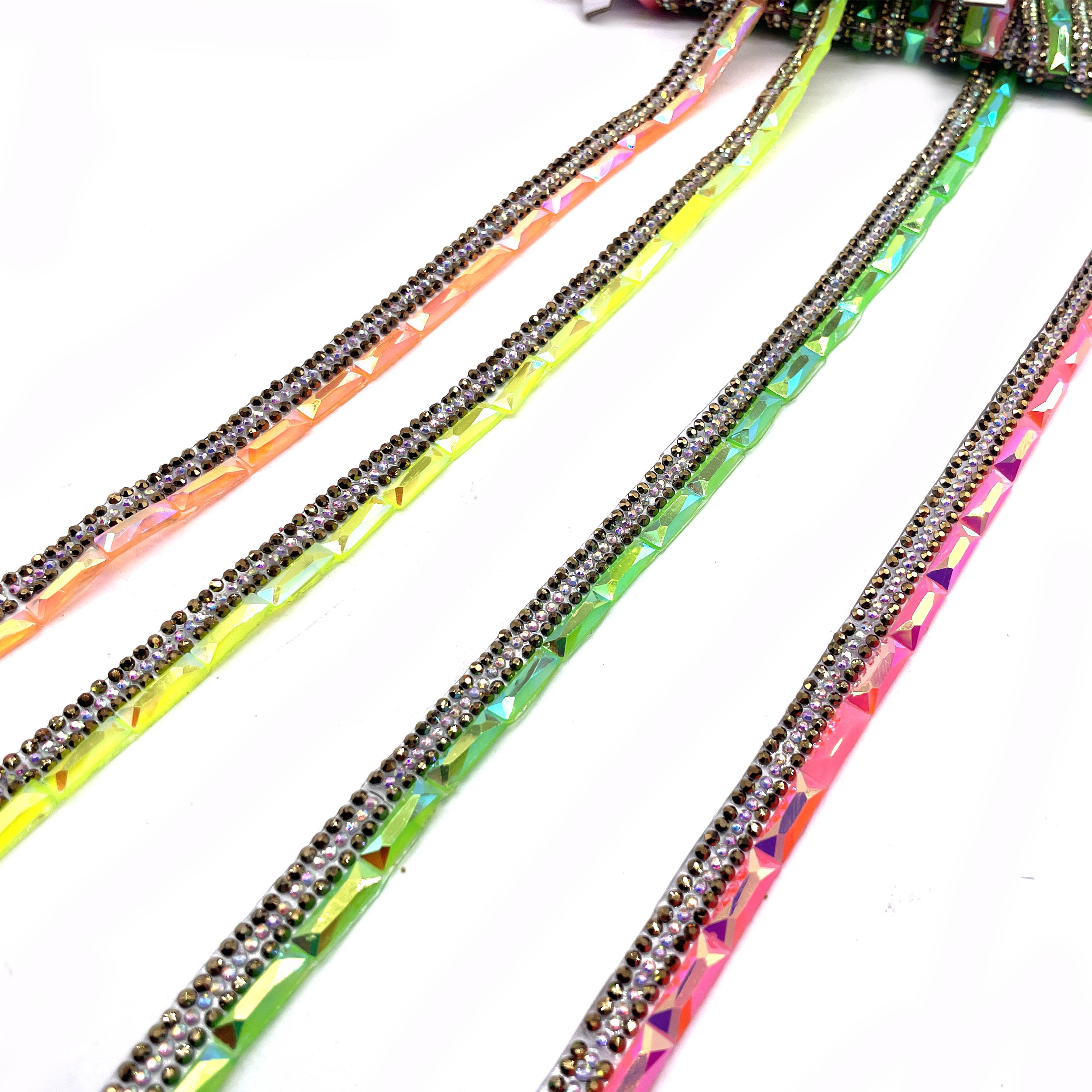 2025 Carnival Jamaica Atlanta Carnival Hackney Iron Rubber Appliques Trim with Decorative Crystal Rhinestones Costumes Garments