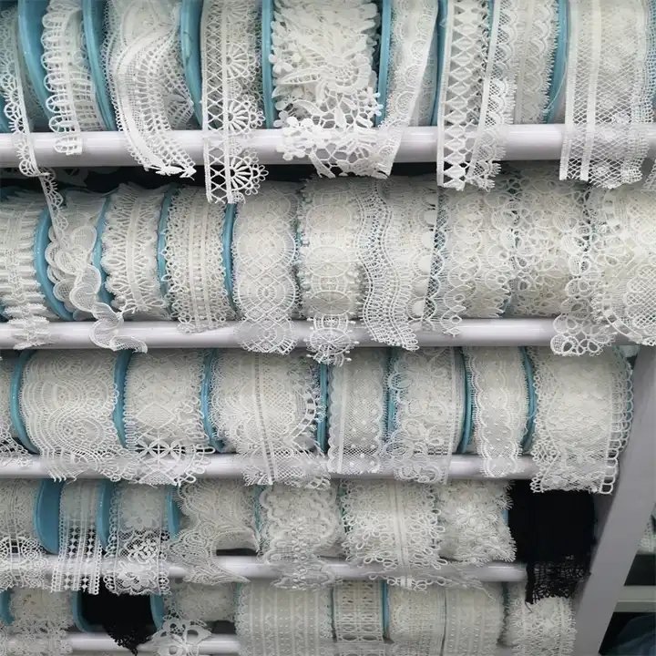 ZJ012 Wholesale Hot white 3.5cm lace trim Selling nylon 90% spandex 10% embroidered lace trim