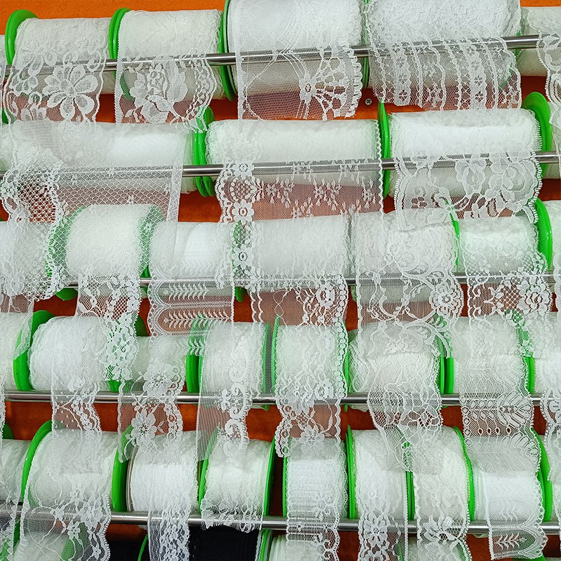ZJ012 Wholesale Hot white 3.5cm lace trim Selling nylon 90% spandex 10% embroidered lace trim