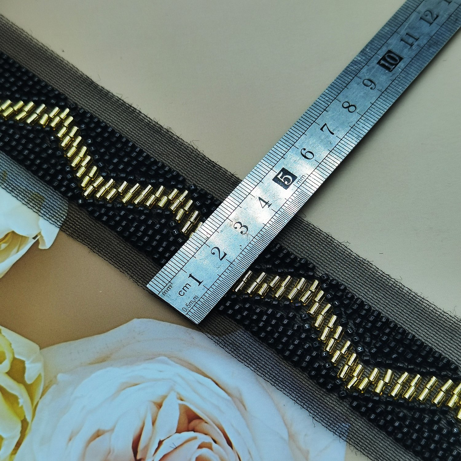 2023 White pearls beaded lace trim ribbon with rhinestone decorate on bridal dress waist for garment accessories
