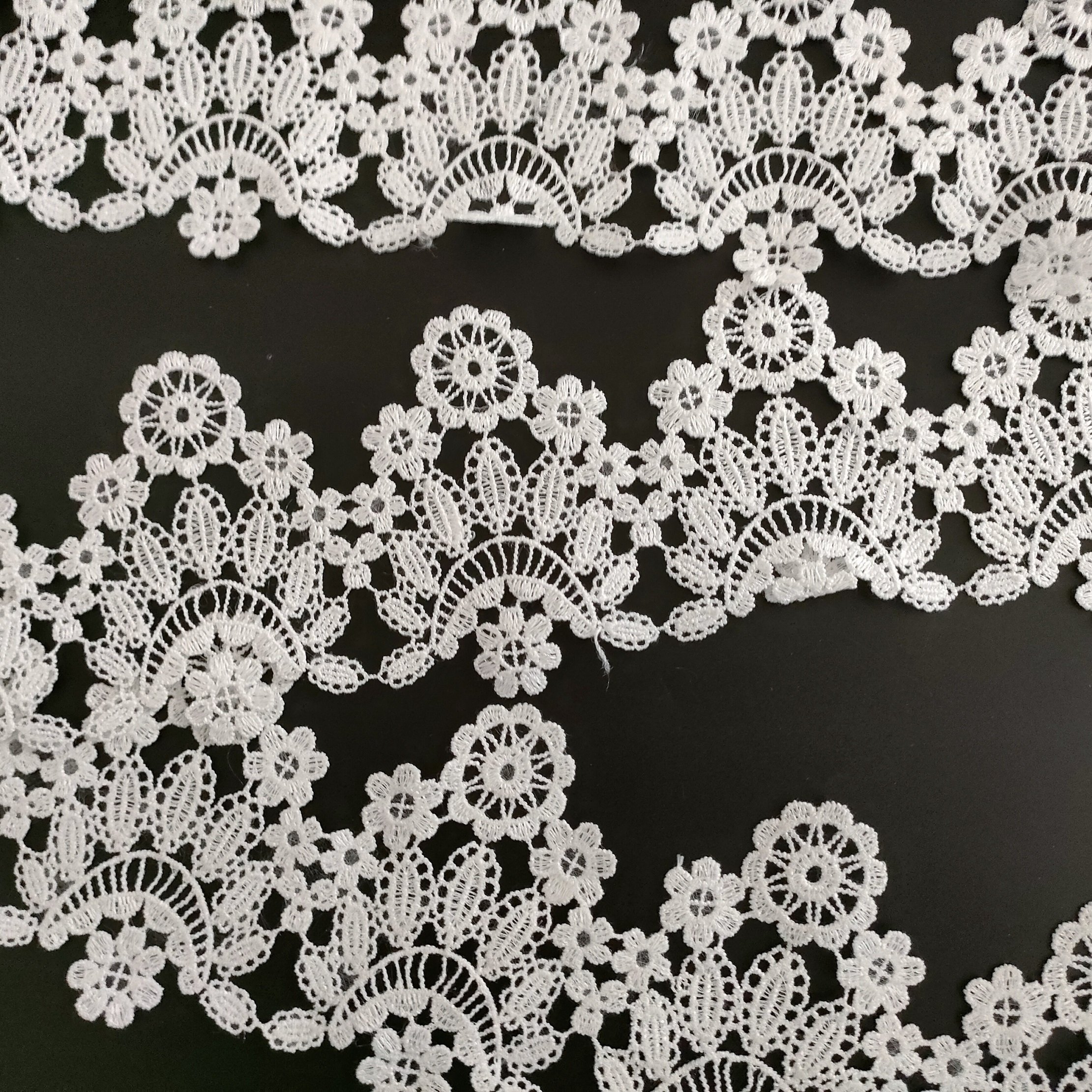 Wholesale high quality custom embroidery lace milk silk/polyester lace trimming