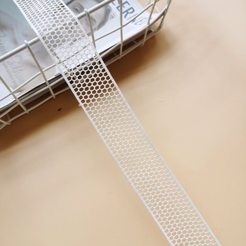 Stock Selling White Embroidery Polyester Fabric Lace Material Trimming Lace For Women's Clothes