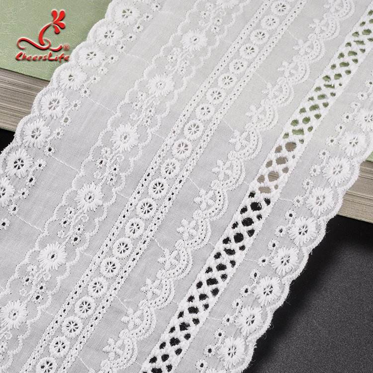 Flower Lace Trim High Quality Wholesale Embroidery Water Soluble Delicate Cotton Embroidery Fabric White Beautiful 100% Cotton