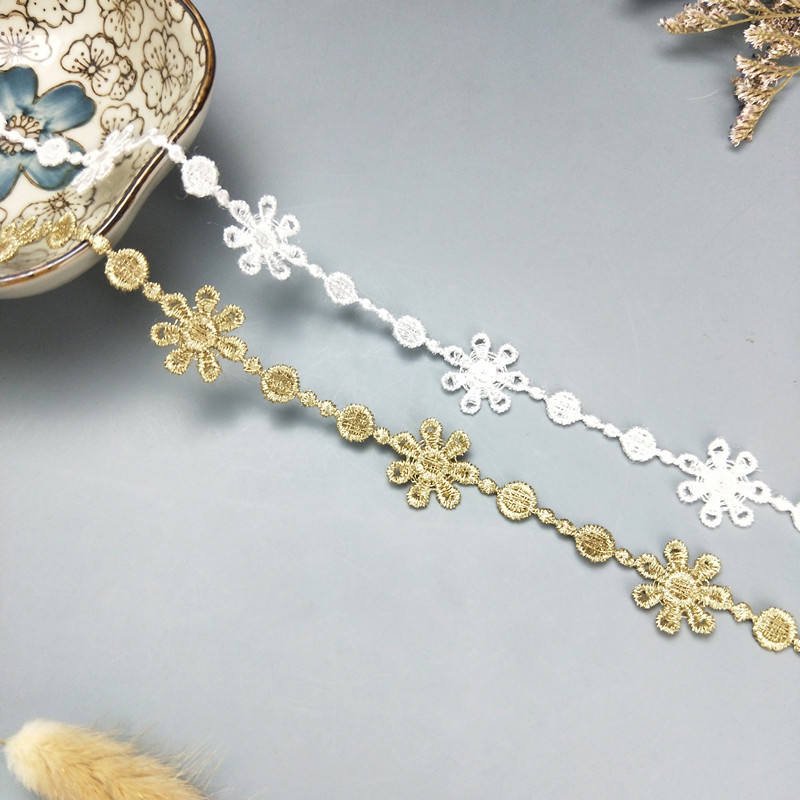 High quality wholesale sew-on embroidery gold lace trim heart-shaped lace ribbon for DIY clothing accessories skirt dress JDB56