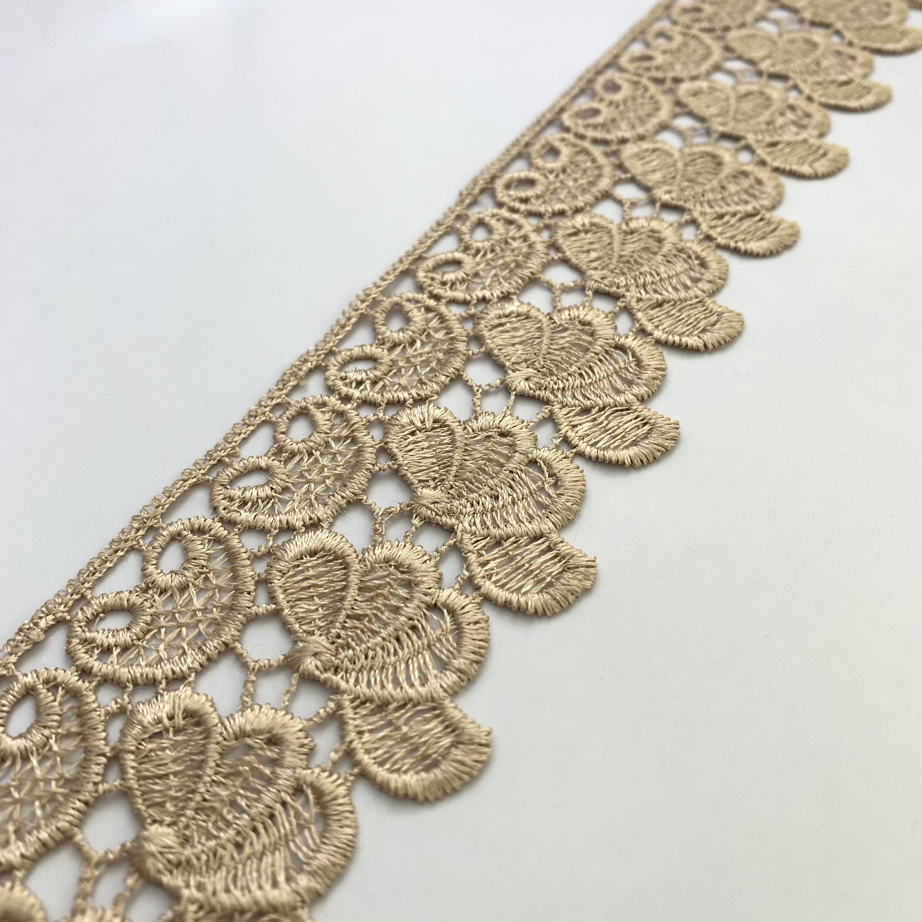 2023 Wholesale Luxury Muslim Golden Renda Guipure Water Soluble Beaded Renda Gorden Fabric Embroidery Lace Trim