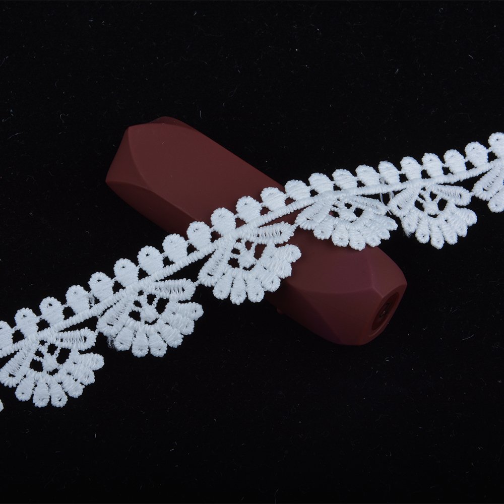 High Quality 100%Polyester Trimming lace water soluble Embroidery border lace trim garment