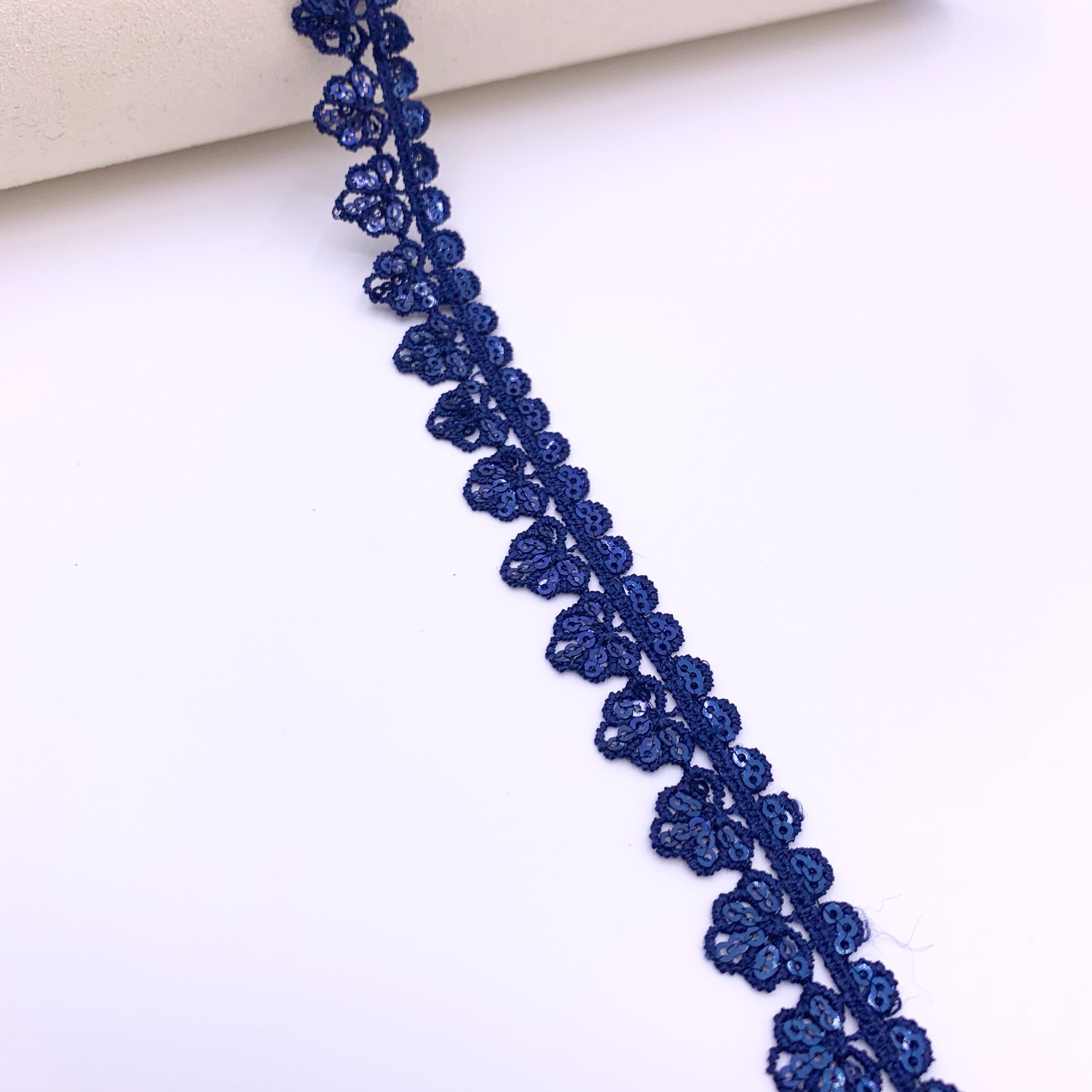 New Design China Wholesale Cheap Blue Lace Embroidered Fabric African Gold Shiny Sequin Lace Fabric Trim