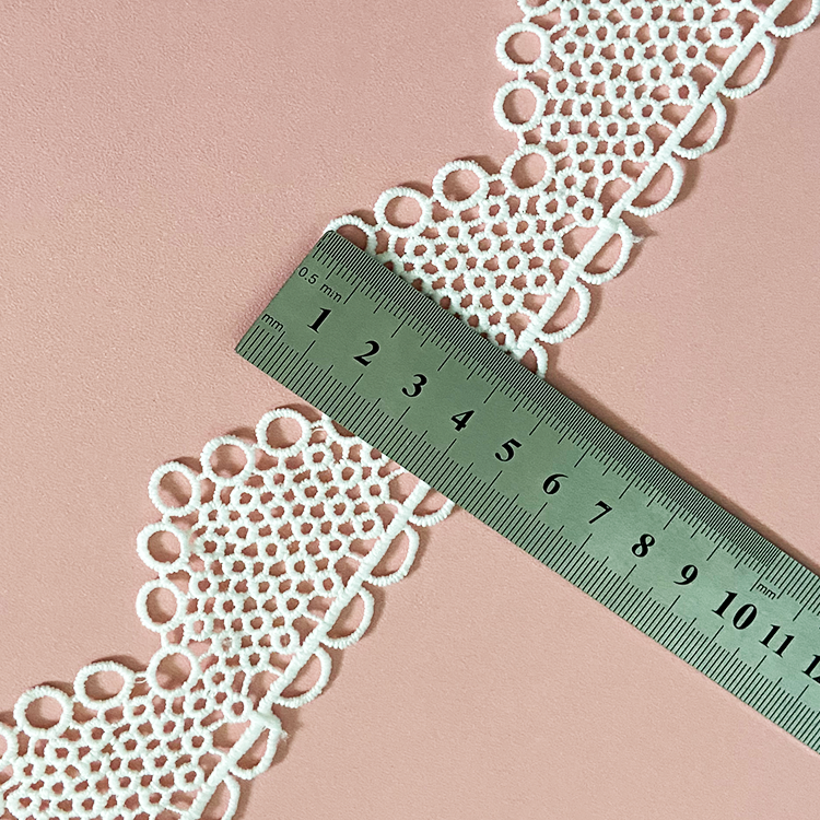 Hot Selling Hot Flower Lace Trim Slightly wider Water Soluble Delicate solubility Fabric Gold Beautiful polyester lace