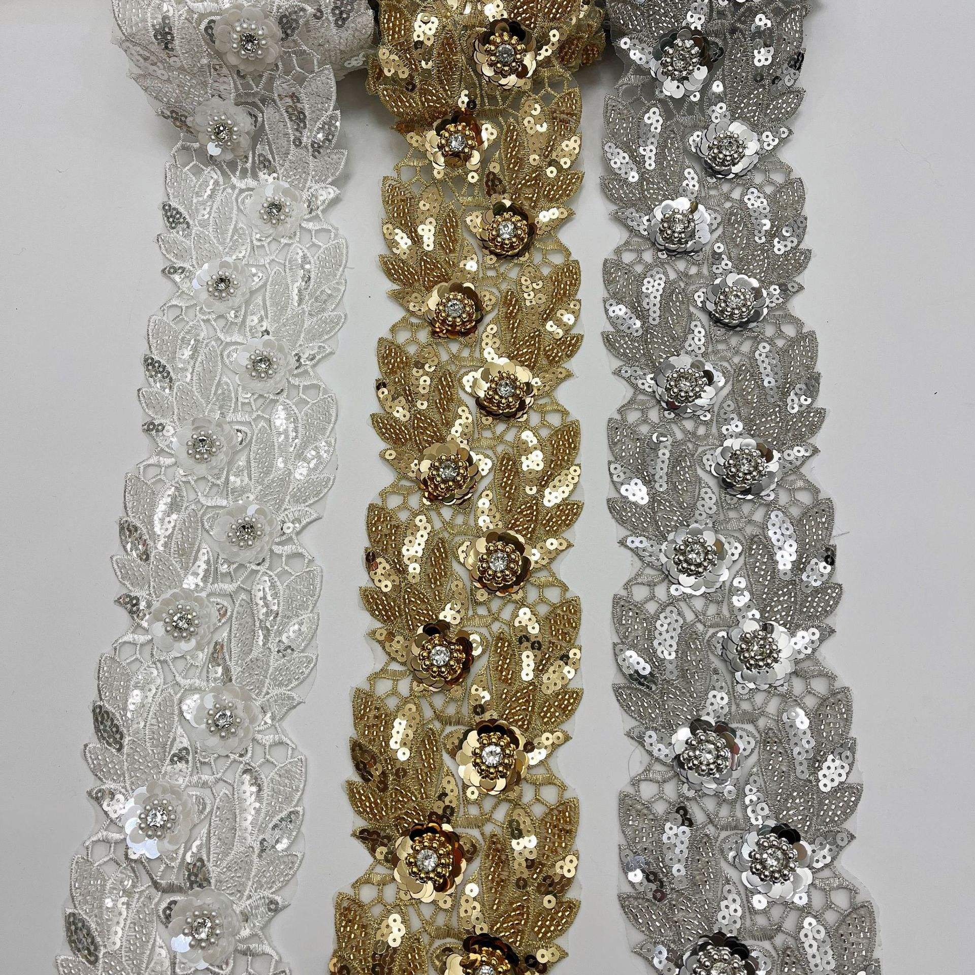 Wholesale African Beaded Bridal Flower Lace Fabric Women Sexy Guipure Border Lace Trim Embroidery