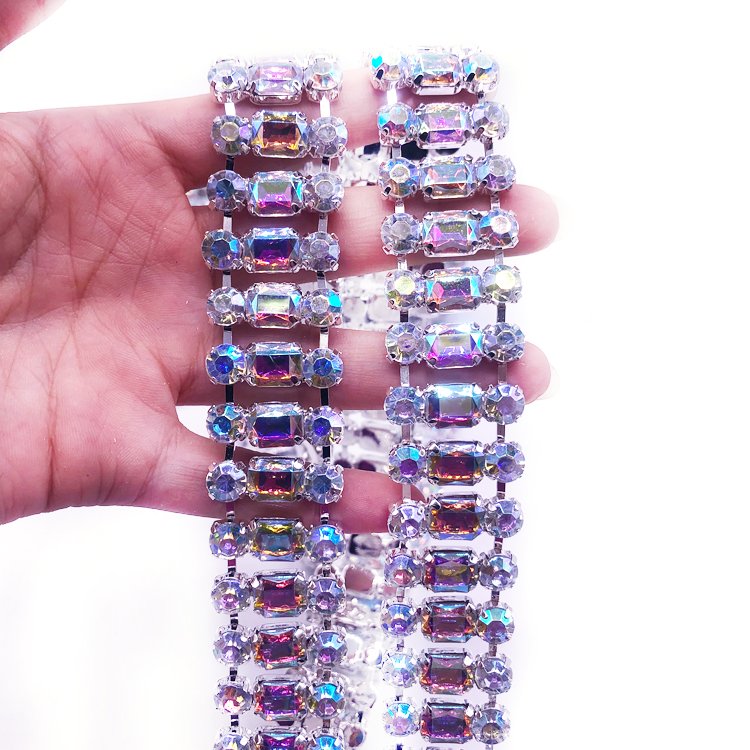 Wholesale sewing accessories acrylic stone trimming rhinestone trim in Crystal AB color for costume decoration