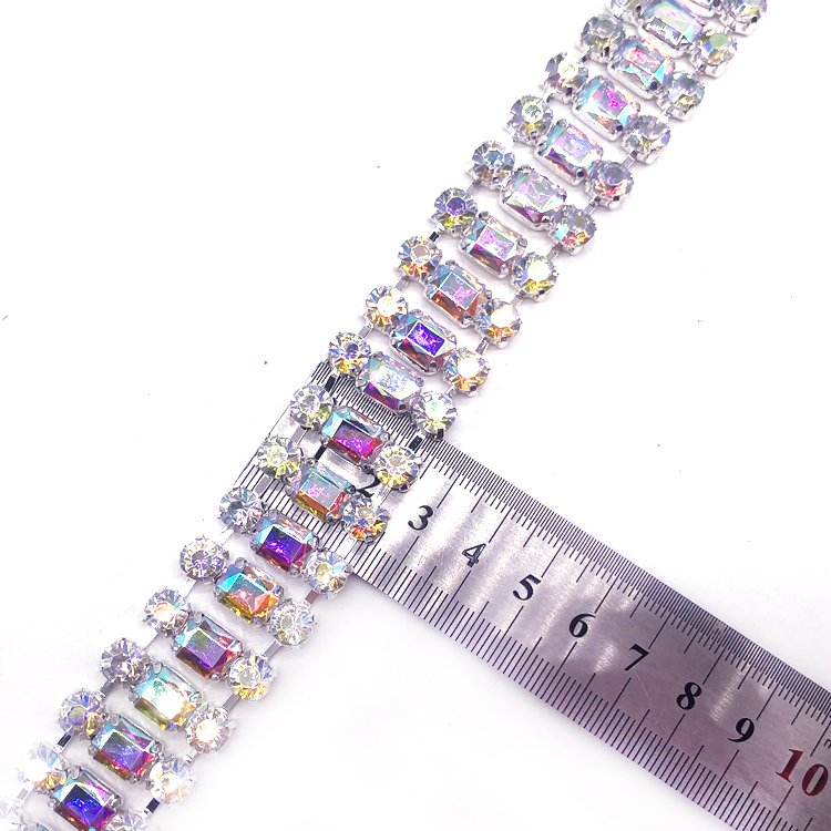 Wholesale sewing accessories acrylic stone trimming rhinestone trim in Crystal AB color for costume decoration