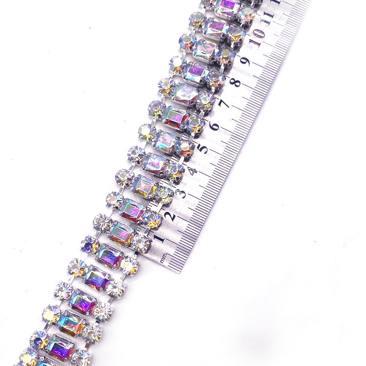 Wholesale sewing accessories acrylic stone trimming rhinestone trim in Crystal AB color for costume decoration