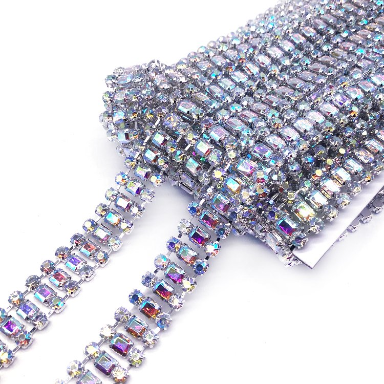 Wholesale sewing accessories acrylic stone trimming rhinestone trim in Crystal AB color for costume decoration