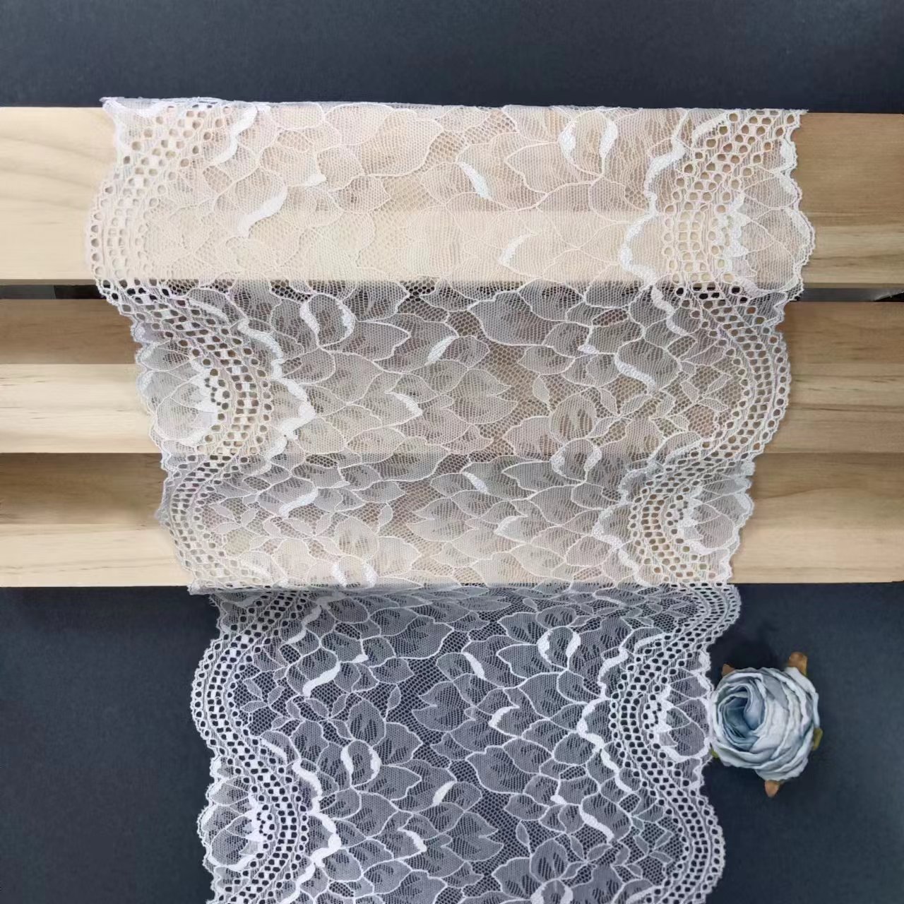 Nylon Spandex Elastic Lace Trim Tulle Popular Design White Roll Knitted Stretch Jacquard Lace Ribbon