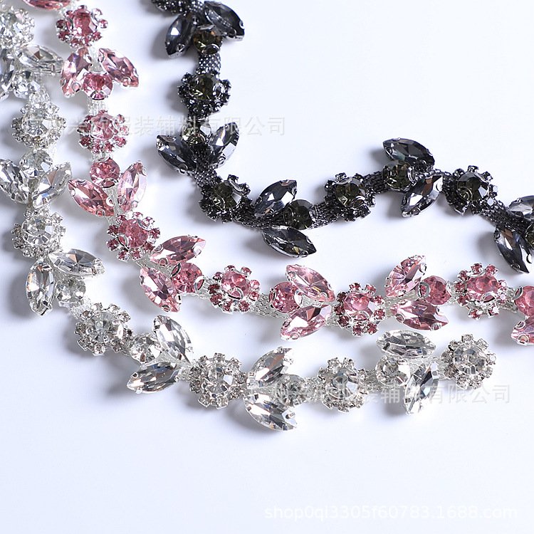 Wholesale Clothing Accessories Fabric Glass Rhinestone Flower Chain Trim Sew-On Applique Dresses Garments Belt Decoration Shoes