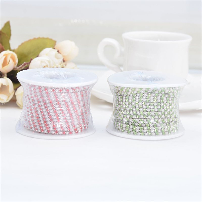 2mm 2.5mm 3mm 4mm Wholesale Fashion Jewelry Pearl Crystal Diamond Trim Chaton Cup Chain Golden Claw Rhinestone Chain Stones