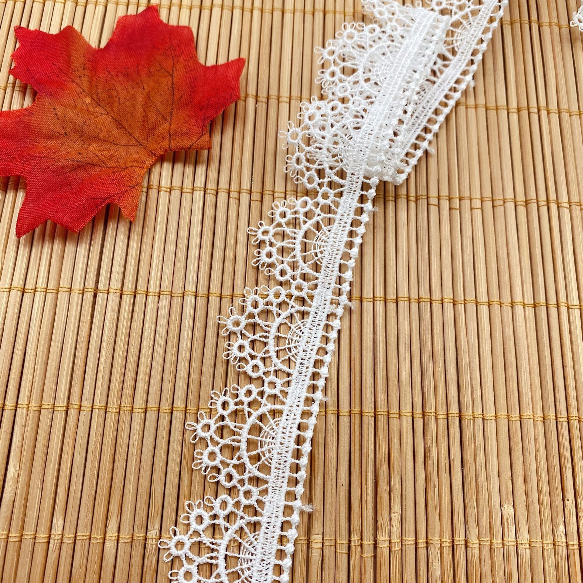 high-quality 3cm polyester guipure embroidery decoration lace trimmed fabric for garments dress LWS20