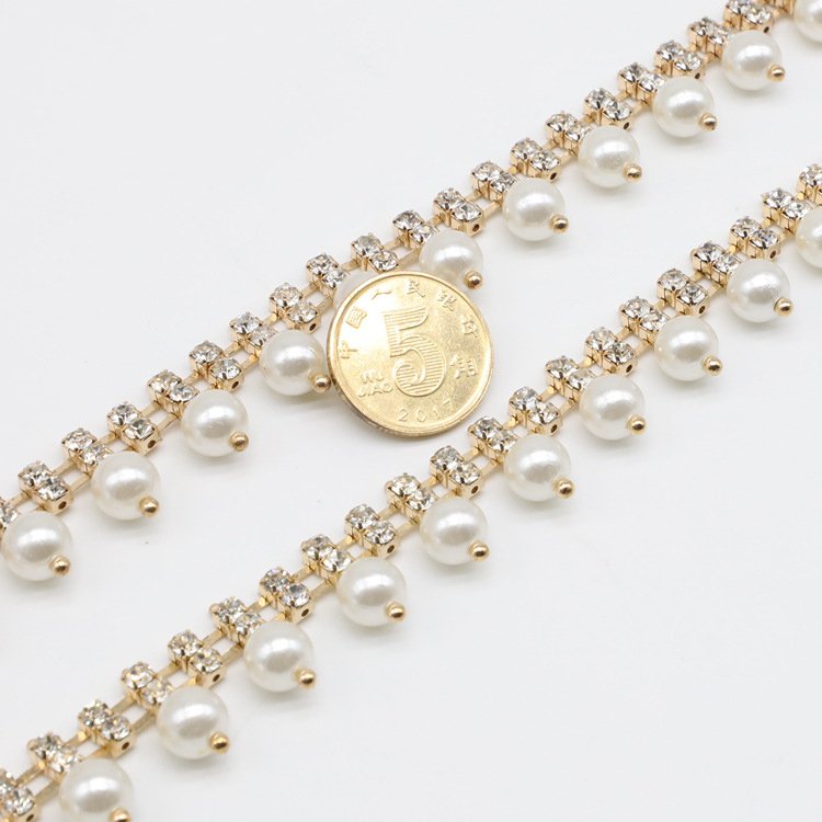 Wholesale Vintage Mental Welding Claw Crafts Glass Pearl Crystal Cup Chain Rhinestone Trim Garment Accessories Rhinestone