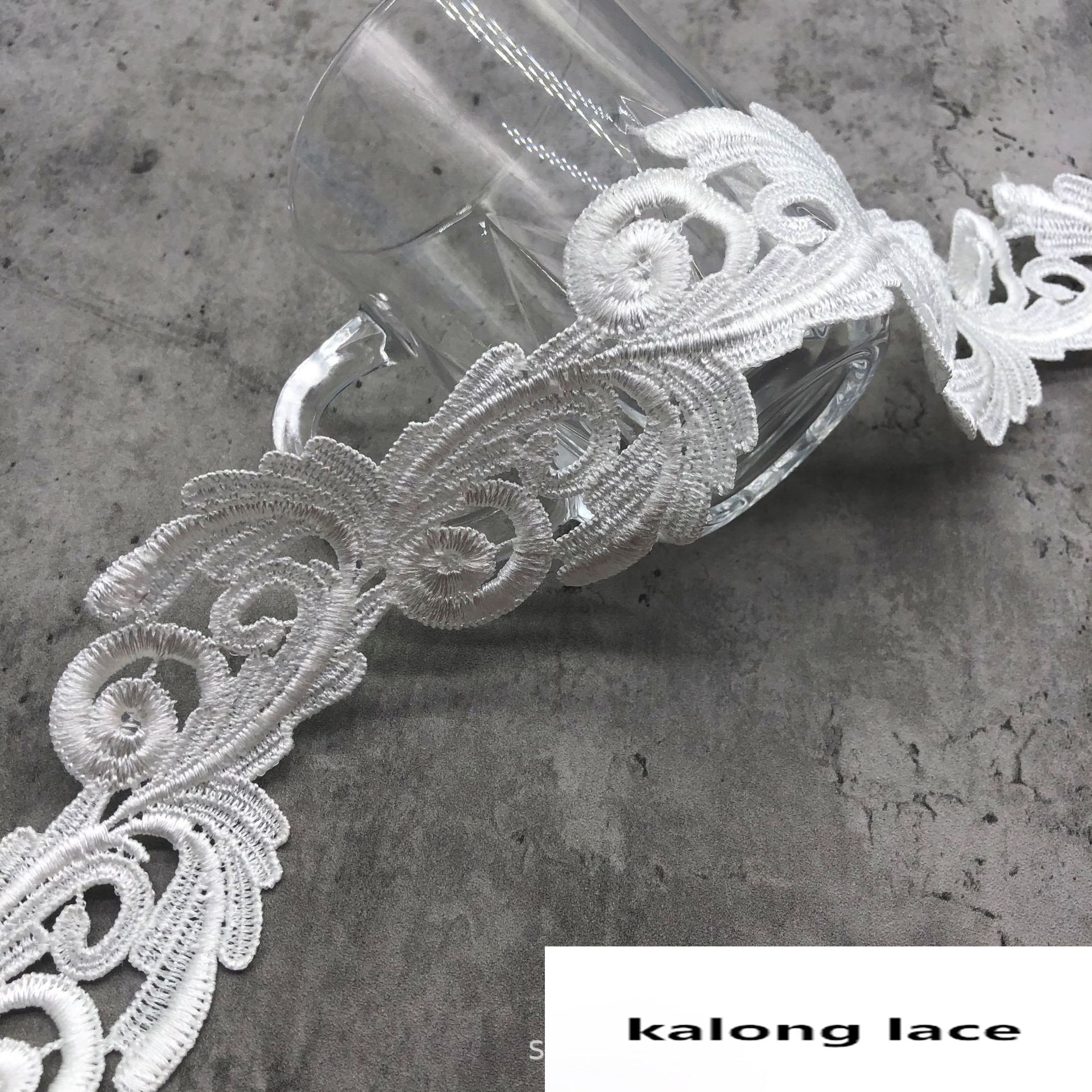 width 4 cm Polyester Embroidery Non-stretch Water Soluble Guipure Lace Trim for wedding dress