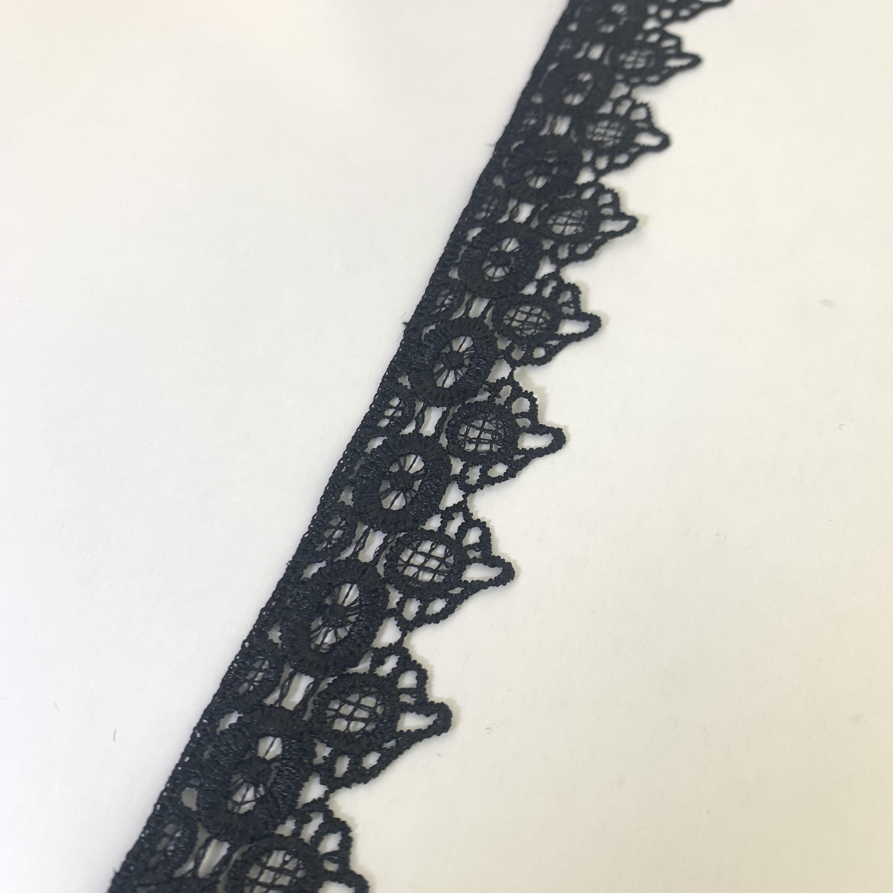 Wholesale Price 100% Polyester Guipur Lace Renda Black Beads Fancy Embroidery Africans Lace Fabric Trim