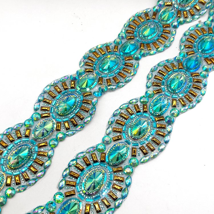carnival materials and accessories decoration carnival stone jewelry iridescent trims for Trinidad carnival costumes processing