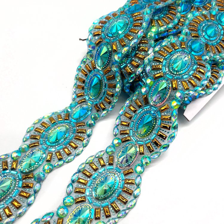 carnival materials and accessories decoration carnival stone jewelry iridescent trims for Trinidad carnival costumes processing