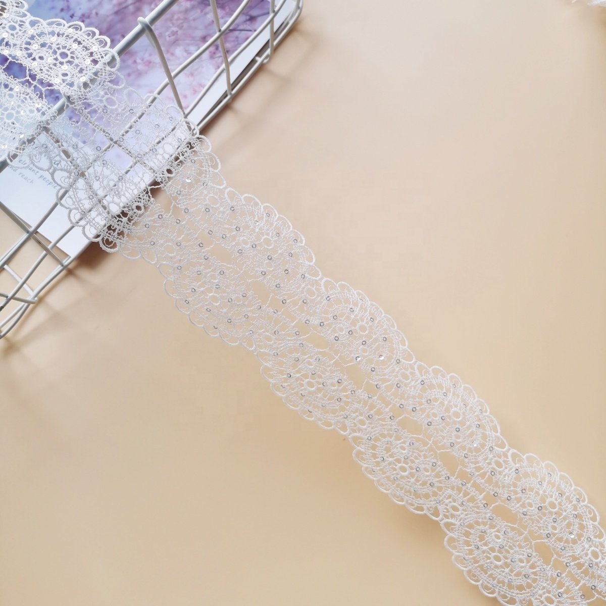Factory Wholesale White 100% Polyester Flower Embroidery Materials Bridal Lace Trimmings