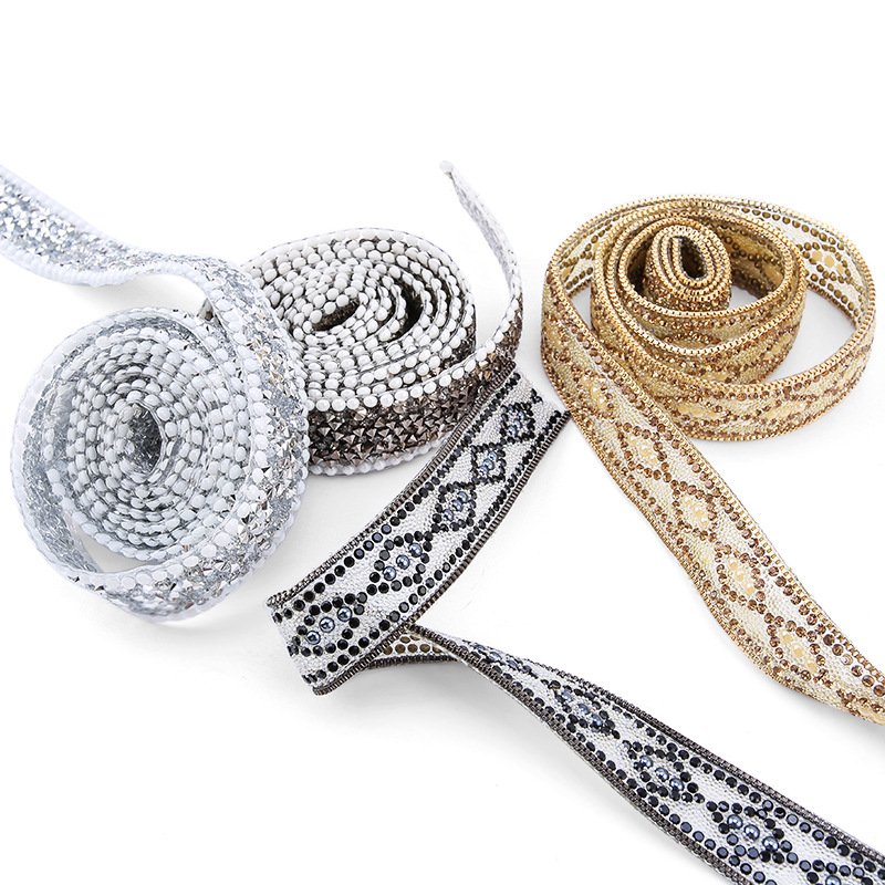 Customized Long Pearl Rhinestone Lace Hot Melt Glue Chain Drill Strip Beaded Lace Trim